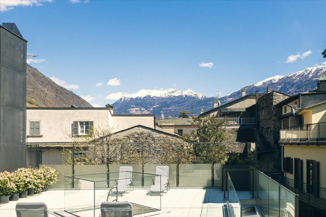 Domus Cavour Rooms&Suites Tirano Exterior photo
